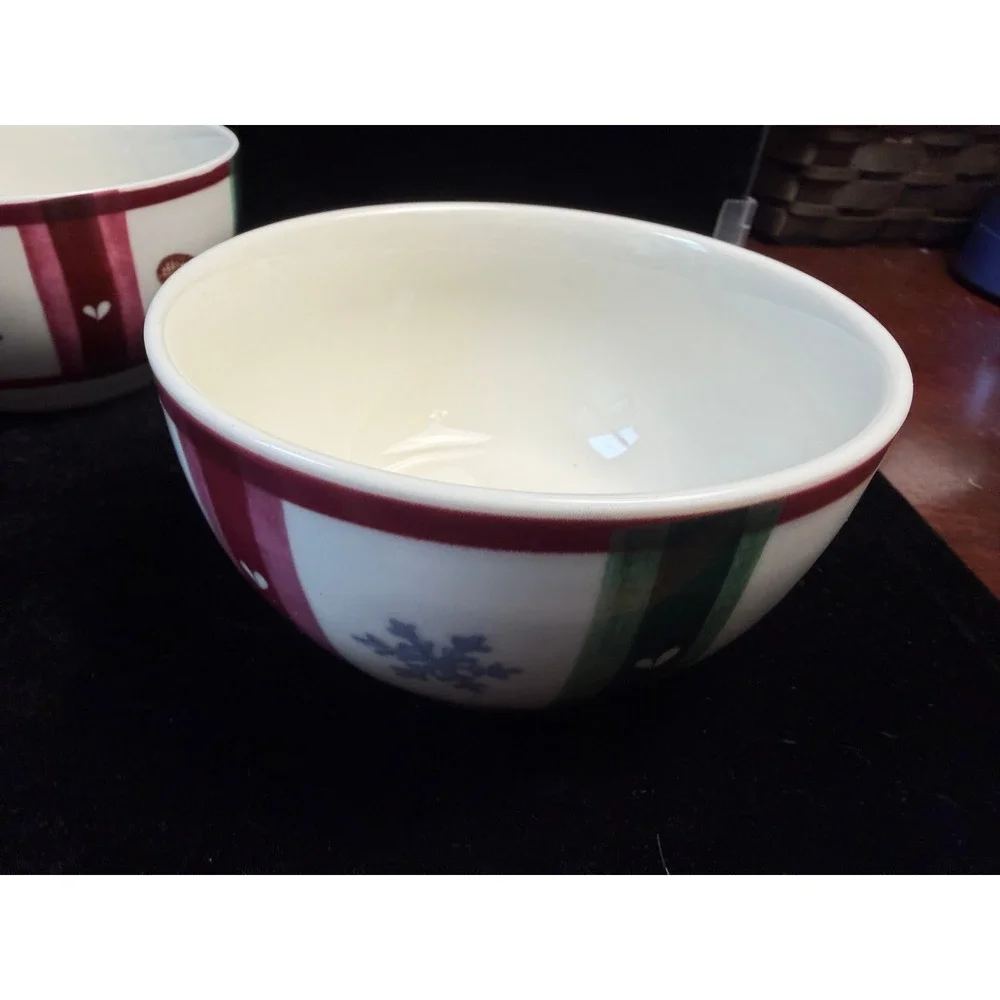Pfaltzgraff Christmas Heritage Cereal Soup Bowls Set of 4‎ Winter Tree Mitten
